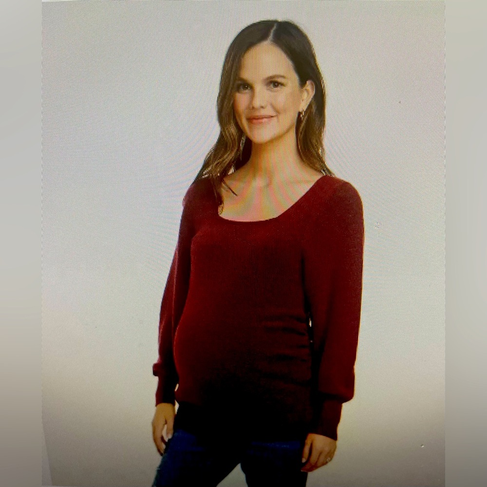 Isabel Maternity NWT Burgundy Square Neck Ruched Knit Stretch Sweater